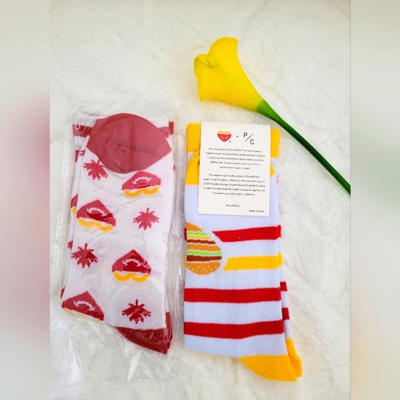 Mchappy Day Socks - Picture 1 of 2